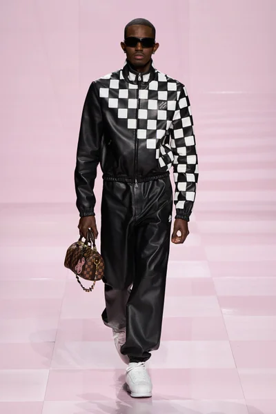 Look 62